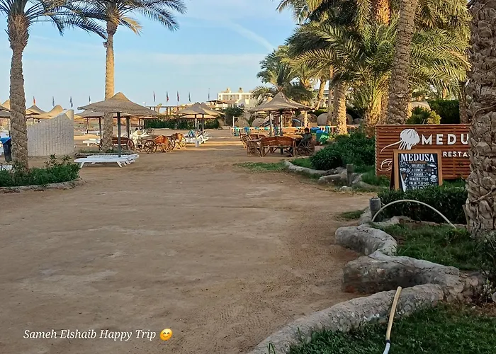Palma And With Private Resort *